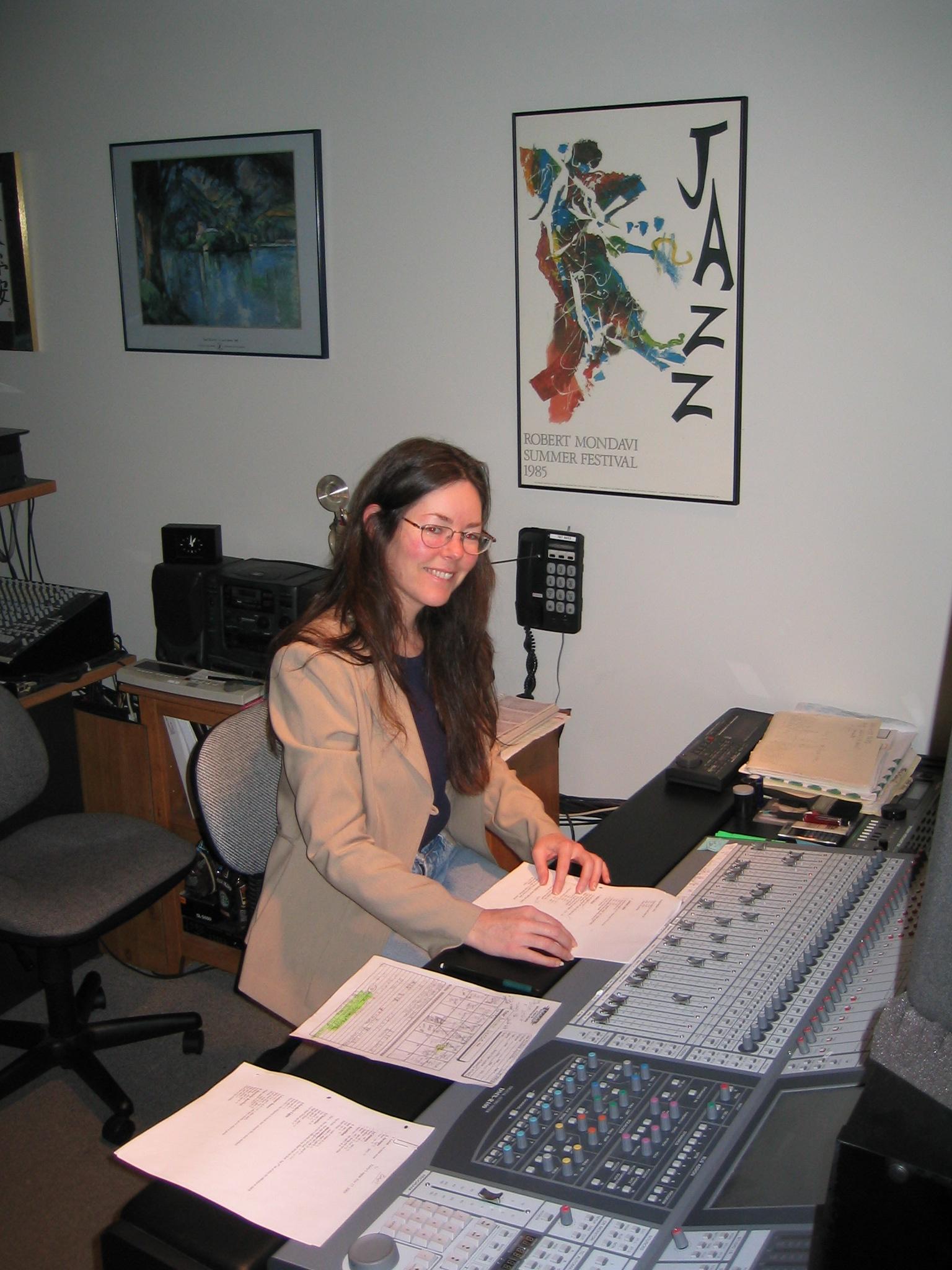 Singer Song Writer Ariane Lydon Singer Song Writer Ariane Lydon